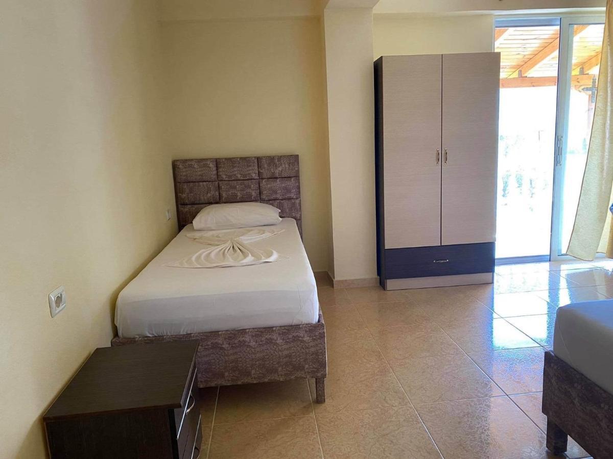 Villa Roku Εξαμίλιο Εξωτερικό φωτογραφία
