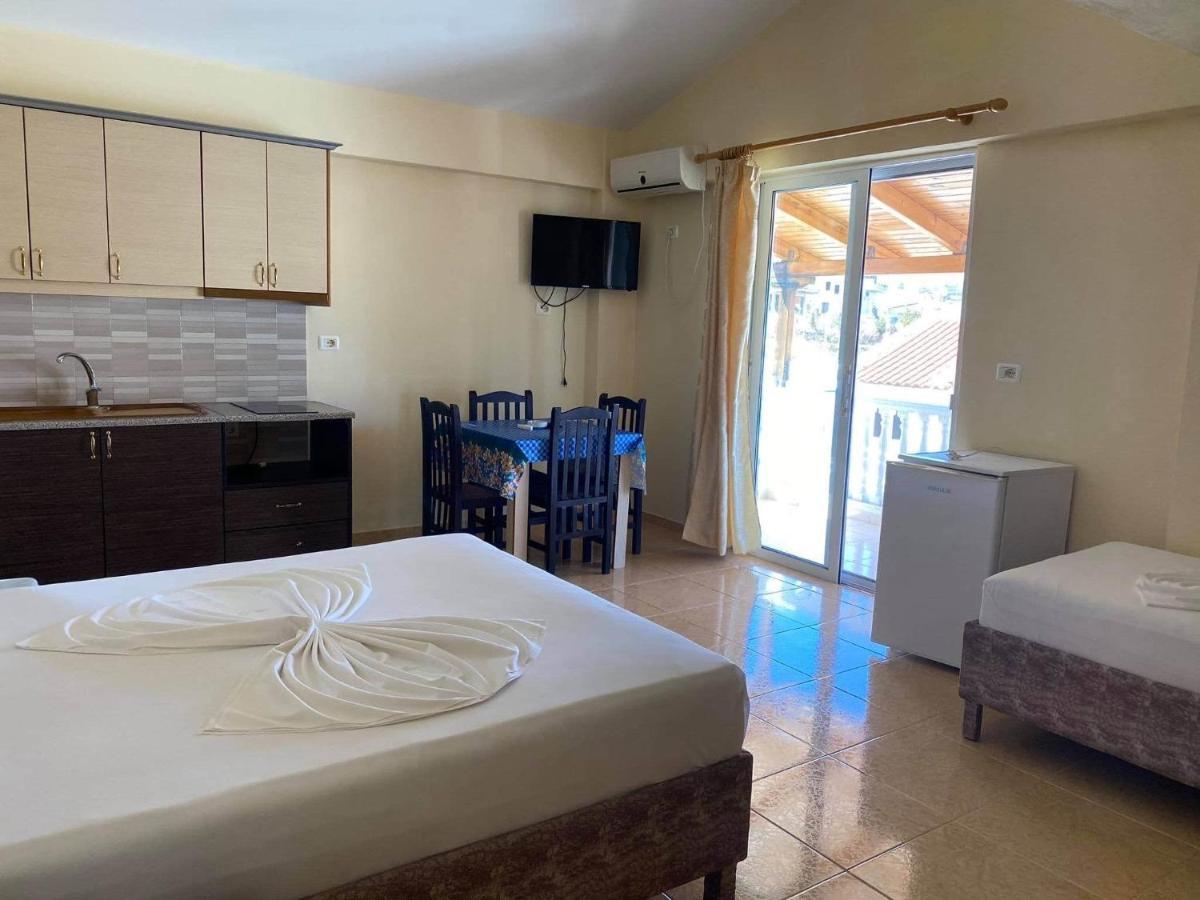 Villa Roku Εξαμίλιο Εξωτερικό φωτογραφία