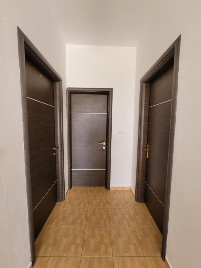 Villa Roku Εξαμίλιο Εξωτερικό φωτογραφία