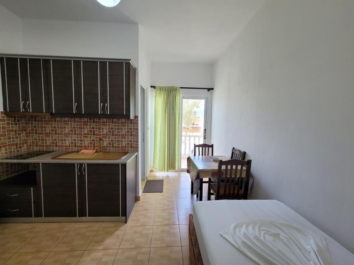 Villa Roku Εξαμίλιο Εξωτερικό φωτογραφία
