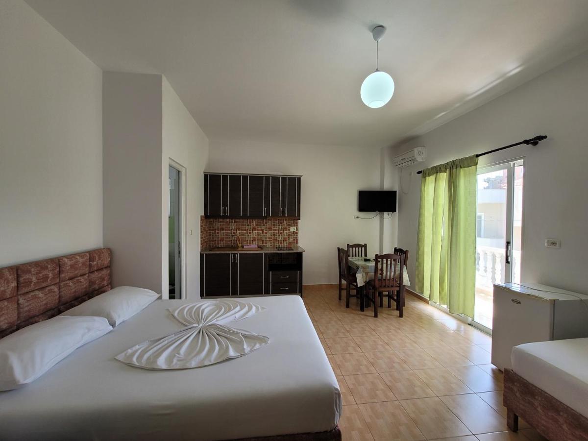 Villa Roku Εξαμίλιο Εξωτερικό φωτογραφία