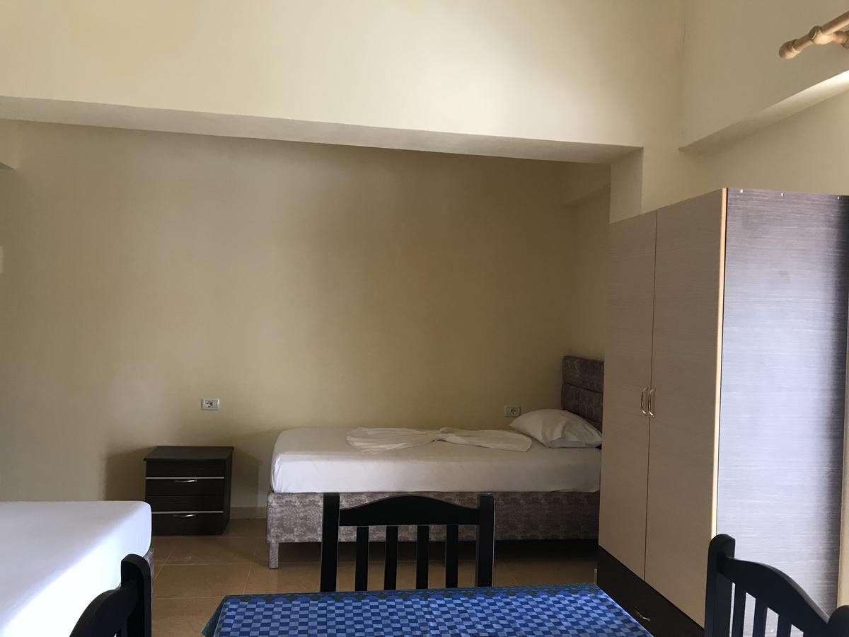 Villa Roku Εξαμίλιο Εξωτερικό φωτογραφία
