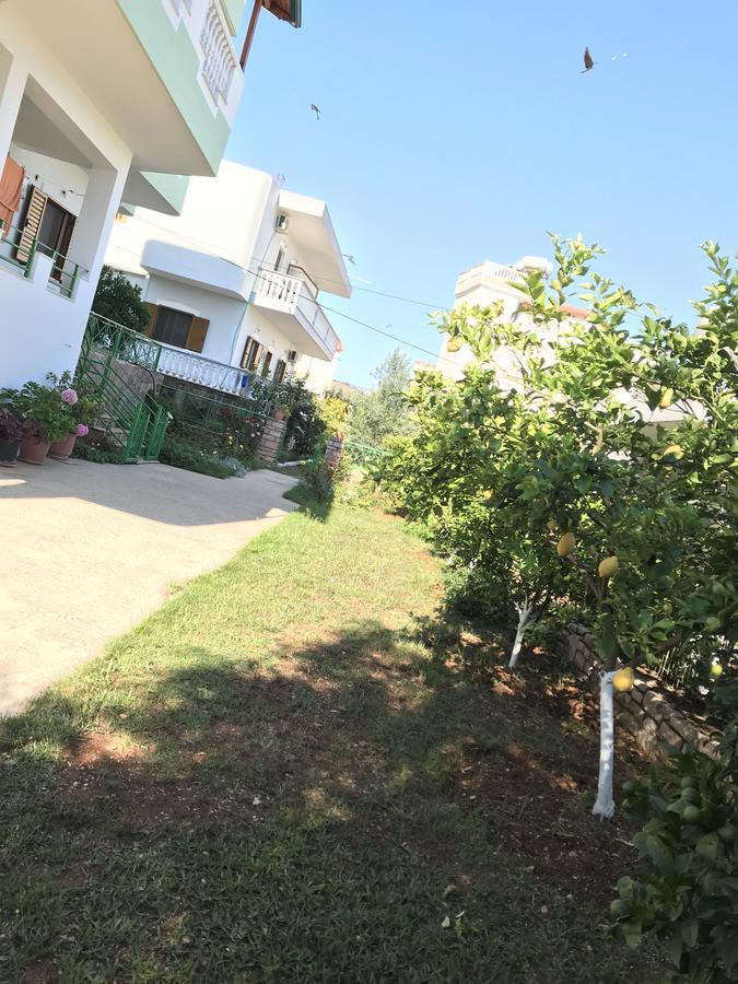 Villa Roku Εξαμίλιο Εξωτερικό φωτογραφία